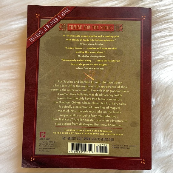 The Sisters Grimm - The Fairy Tale Detectives - By Michael Buckley - SC - Picture 3 of 3
